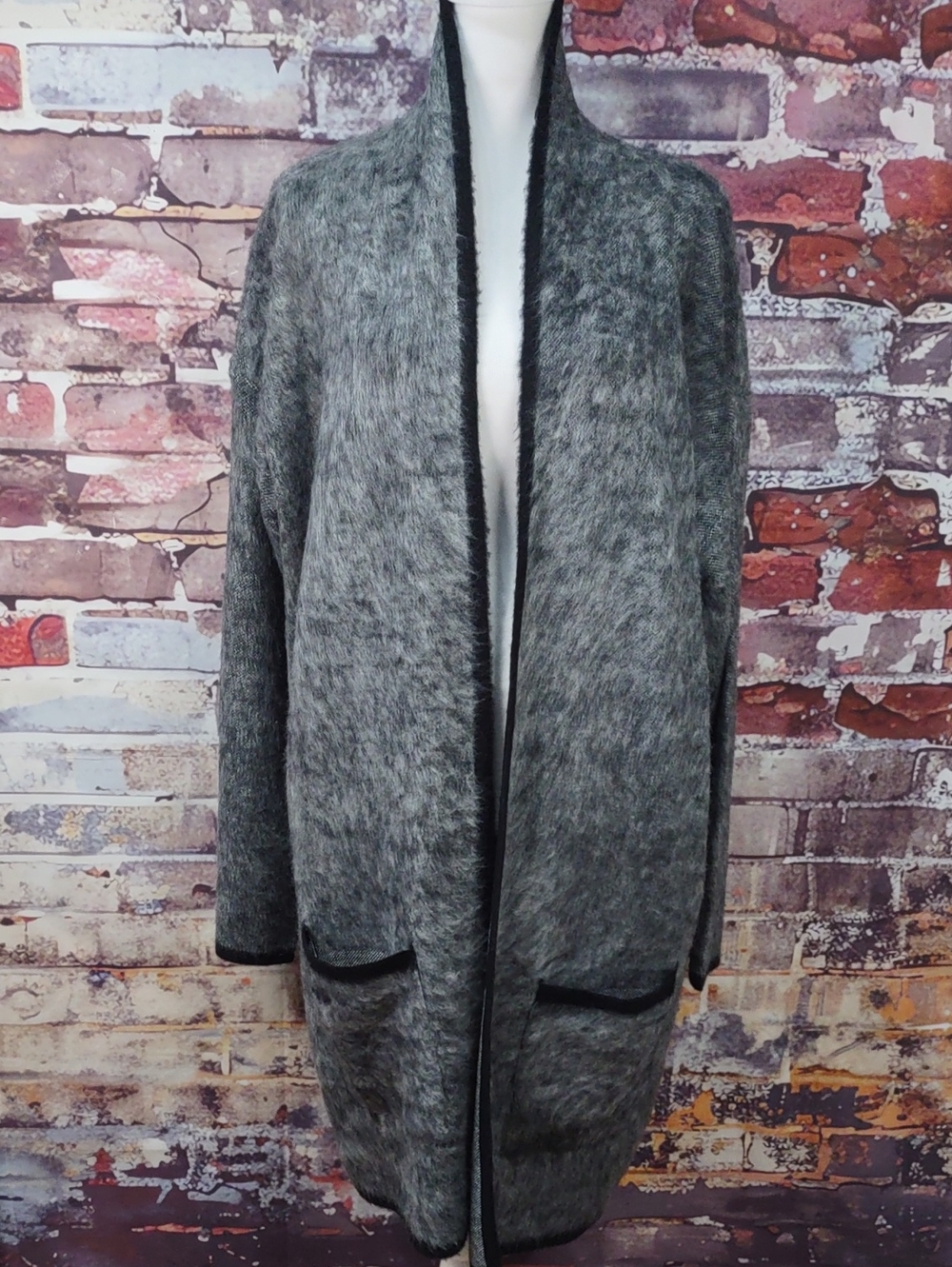 Simply Styled Heather Gray Fuzzy Cardigan with Pockets